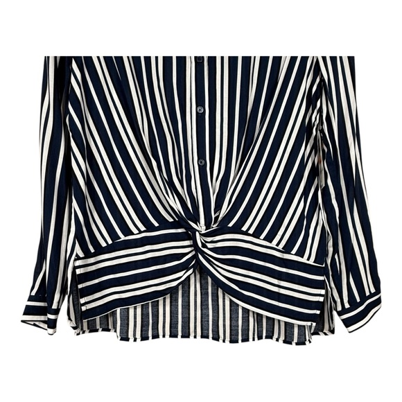 NEW Bar III Pop Stripe Navy Blue And White Twist Front Button Down Blouse Size S - Picture 4 of 10